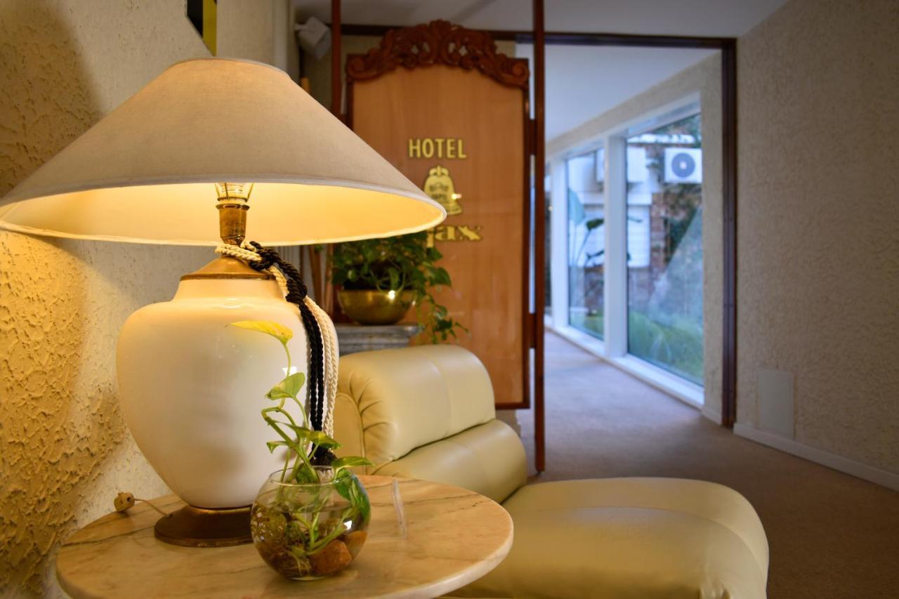 Ajax Hotel 3*